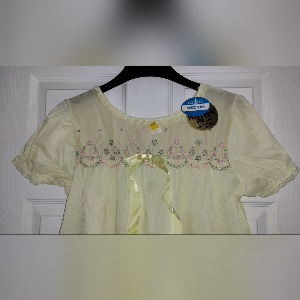 Vintage Nightgown Stones Wear Brand - Picture 5 of 9